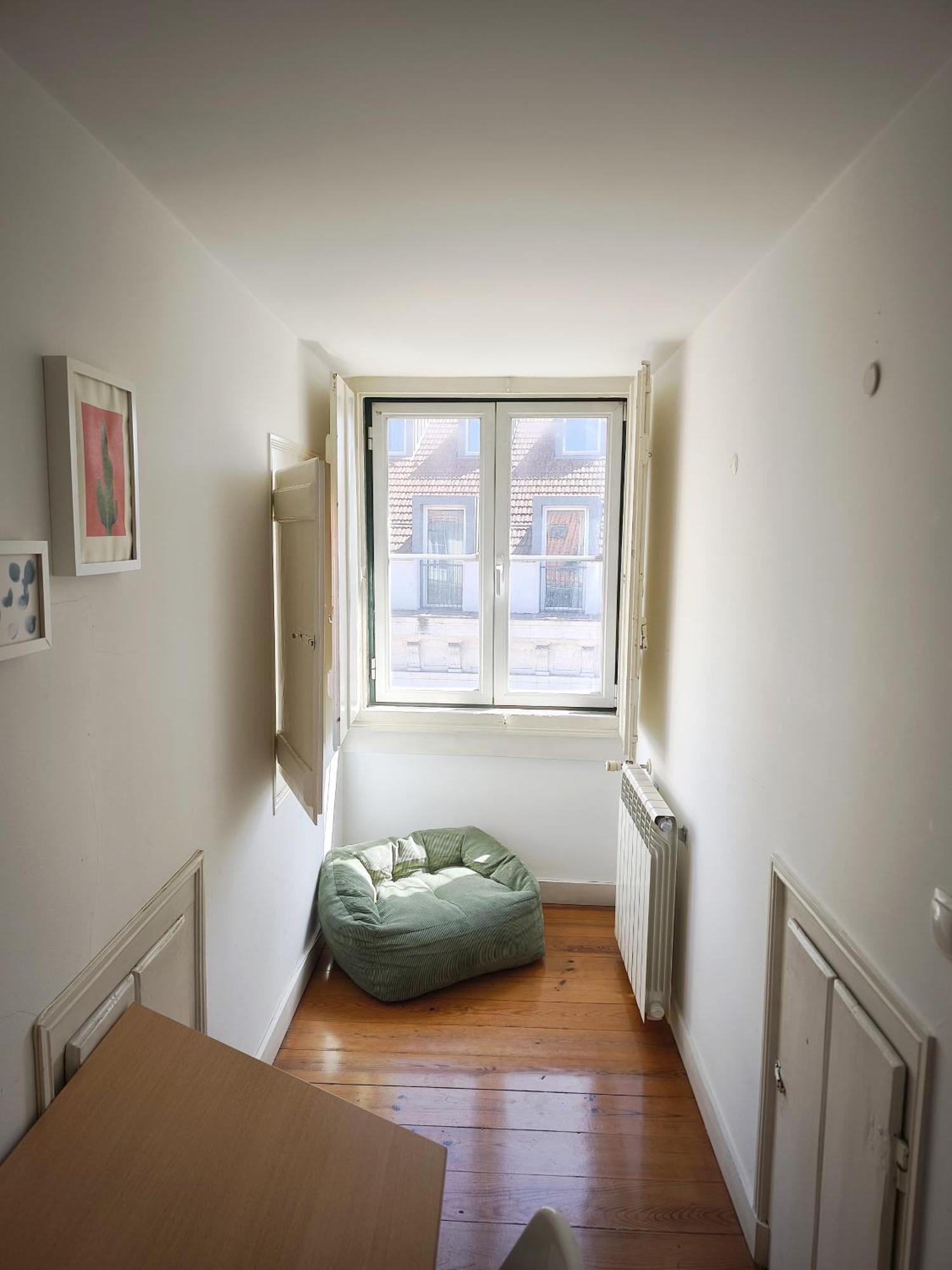 Bedrooms In Lisbon's Bairro Alto In Shared Habitación en casa particular