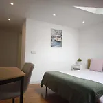 Rooms In Lisbon\'S Bairro Alto In Shared Accommodation